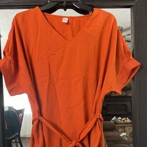 Box cut blouse size small